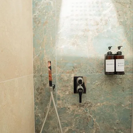 בית הארחה Manere